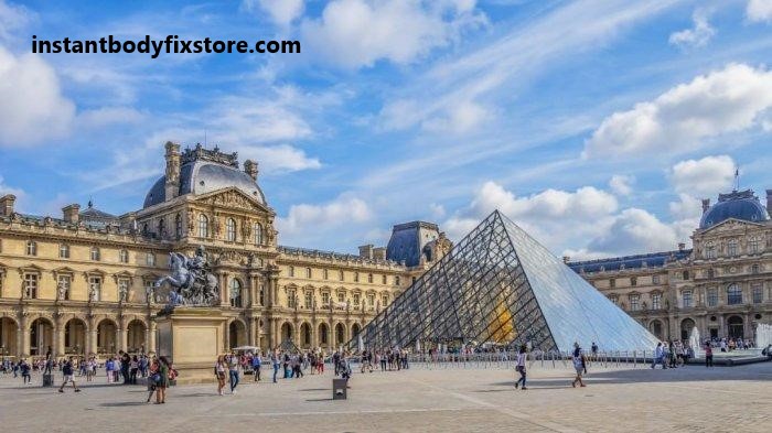 Fakta Menarik Musuem Louvre Yang Perlu Kalian Ketahui
